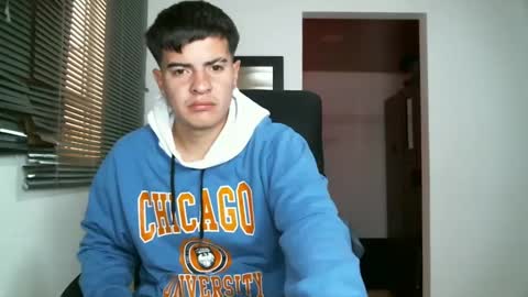 franccesco_699 online show from October 6, 2025, 9:45 pm