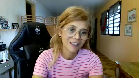 francelune online show from April 13, 2026, 11:48 am