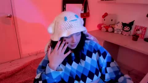 francesca_7 online show from January 24, 2025, 6:35 pm