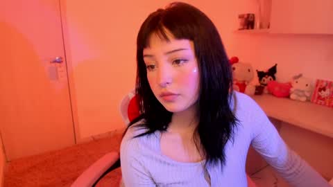 francesca_7 online show from February 7, 2025, 5:51 pm