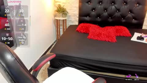 Snapshot of francesca_bbw chatting on January 14, 2026, 3:01 am online show from January 14, 2026, 3:01 am