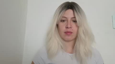 Snapshot of francescaasmith chatting on September 17, 2025, 5:47 pm Francesca online show from September 17, 2025, 5:47 pm