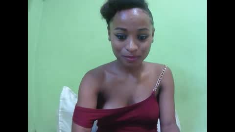 francine925426 online show from March 16, 2026, 12:42 pm