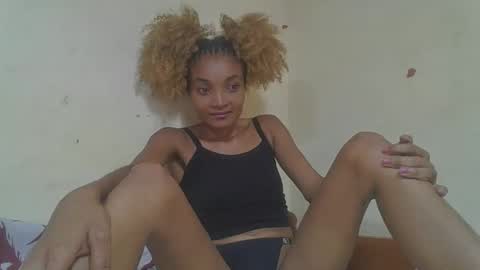 Snapshot of francinoli chatting on March 22, 2026, 1:53 am Francinoli online show from March 22, 2026, 1:53 am