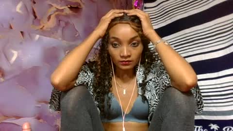 Snapshot of francinoli chatting on June 27, 2026, 12:33 pm Francinoli online show from June 27, 2026, 12:33 pm
