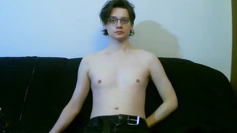 Snapshot of francisgray chatting on February 3, 2026, 2:11 pm Frank online show from February 3, 2026, 2:11 pm