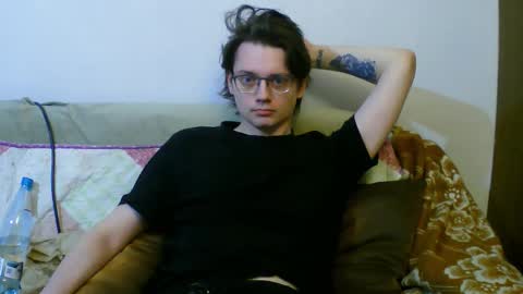 Snapshot of francisgray chatting on February 11, 2026, 2:55 pm Frank online show from February 11, 2026, 2:55 pm