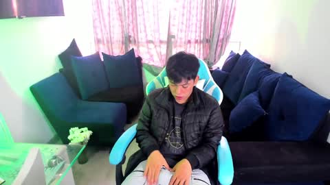 frank online show from January 7, 2025, 8:31 pm