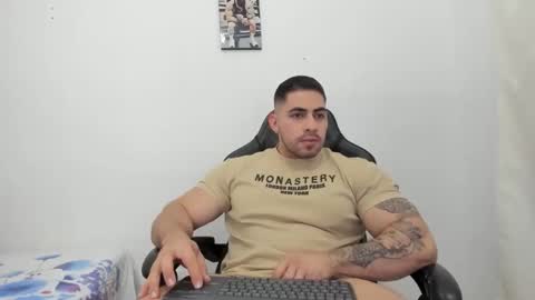 Snapshot of frank_foxx1 chatting on January 13, 2026, 2:50 am frank_foxx1 online show from January 13, 2026, 2:50 am