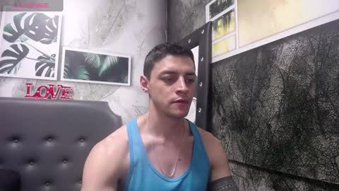 Snapshot of frank_millers chatting on February 6, 2025, 6:13 pm Frank online show from February 6, 2025, 6:13 pm