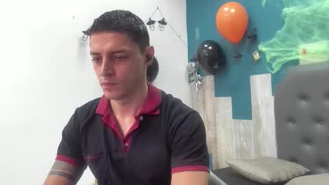 Snapshot of frank_millers chatting on October 29, 2025, 9:27 pm Frank online show from October 29, 2025, 9:27 pm