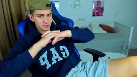 Frank online show from November 5, 2025, 5:18 am