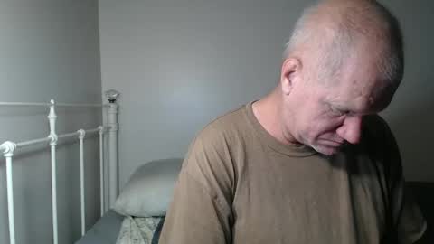 Snapshot of frankcubitoso chatting on April 7, 2026, 12:38 pm frankcubitoso online show from April 7, 2026, 12:38 pm