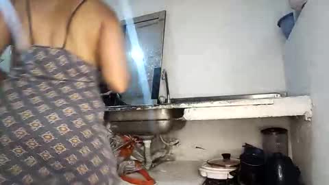 Snapshot of frankdanielsmolano chatting on April 10, 2026, 2:50 am frankdanielsmolano online show from April 10, 2026, 2:50 am