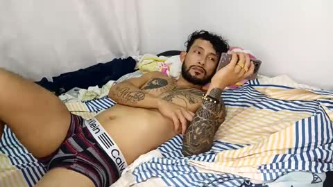 frankdanielsmolano online show from June 10, 2026, 4:45 am