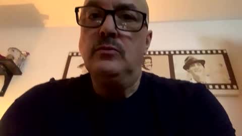 frankie8881 online show from December 22, 2025, 1:02 am