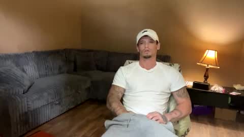 Snapshot of frankoafterdark chatting on May 7, 2026, 3:17 pm Franco online show from May 7, 2026, 3:17 pm