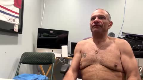 Frany online show from April 25, 2026, 5:21 am