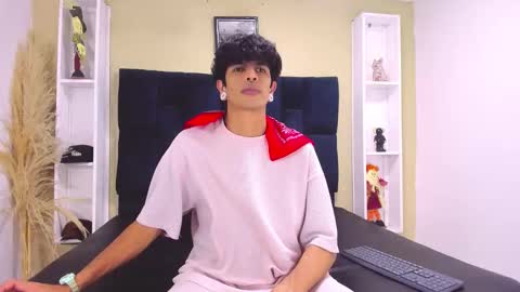 Franvill trato online show from December 13, 2025, 8:04 pm