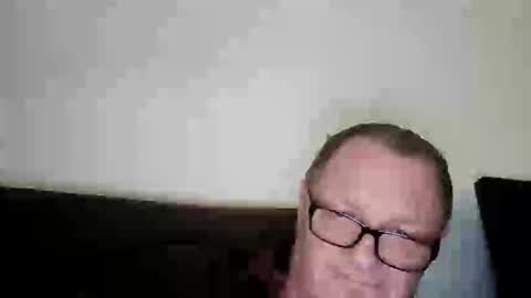 Wolfi online show from March 28, 2026, 1:54 pm