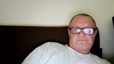 Wolfi online show from May 24, 2026, 11:37 am