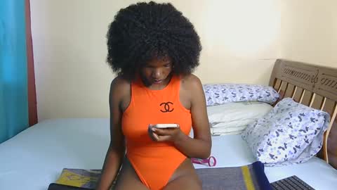 Snapshot of freakky_nessa chatting on December 29, 2024, 2:10 pm Nessa-Independent model online show from December 29, 2024, 2:10 pm