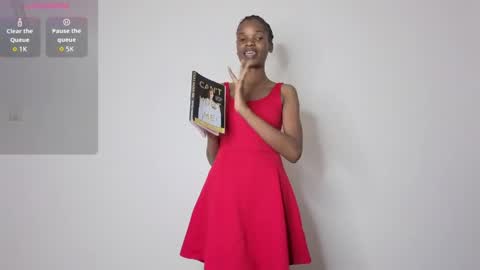 Nessa-Independent model online show from May 28, 2026, 5:49 am