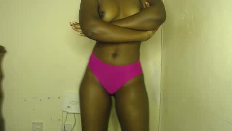 Snapshot of freaky_ass chatting on January 18, 2026, 3:38 pm Berry online show from January 18, 2026, 3:38 pm