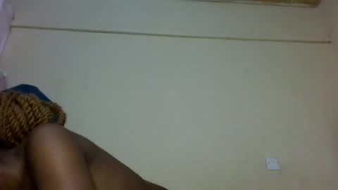 Snapshot of freaky_beauty chatting on August 1, 2026, 6:12 am freaky_beauty online show from August 1, 2026, 6:12 am
