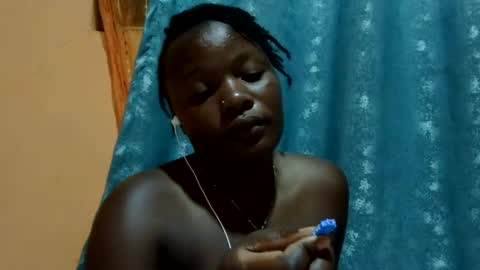 Snapshot of freaky_dolly chatting on January 6, 2025, 6:31 pm freaky_dolly online show from January 6, 2025, 6:31 pm