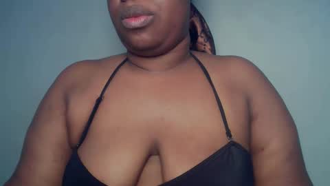 Snapshot of freaky_slut5 chatting on April 26, 2026, 4:10 am freaky slut5 online show from April 26, 2026, 4:10 am