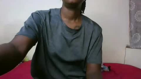 Freakies online show from December 3, 2025, 6:17 pm