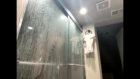 Freakybubba online show from September 27, 2025, 2:44 pm