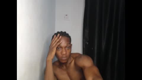 freakyslut30 online show from January 24, 2025, 3:43 am