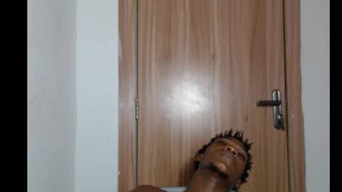 freakyslut30 online show from February 28, 2025, 3:04 am