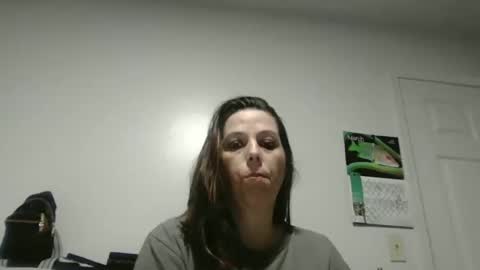 Snapshot of freckles232399 chatting on April 3, 2026, 11:03 pm freckles232399 online show from April 3, 2026, 11:03 pm