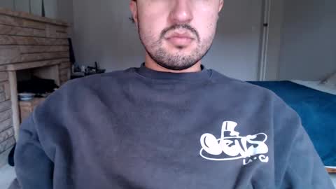 Snapshot of fred_555 chatting on February 25, 2025, 6:03 am fred_555 online show from February 25, 2025, 6:03 am