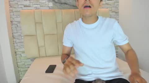 Snapshot of freddie_scott chatting on February 28, 2026, 8:10 pm Freddie online show from February 28, 2026, 8:10 pm