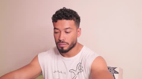 Snapshot of freddsexxx chatting on November 10, 2025, 2:38 pm FredSeXXX online show from November 10, 2025, 2:38 pm