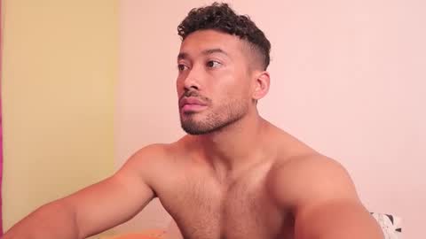 Snapshot of freddsexxx chatting on December 4, 2025, 2:48 pm FredSeXXX online show from December 4, 2025, 2:48 pm