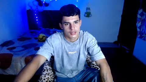 Snapshot of freddy_romans2 chatting on December 15, 2025, 3:55 am freddy romans online show from December 15, 2025, 3:55 am