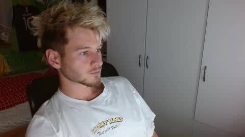 Frederick Perin online show from September 23, 2025, 7:39 pm