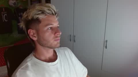 Frederick Perin online show from October 23, 2025, 8:29 pm