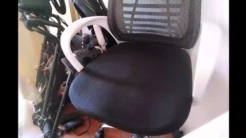 Snapshot of freddylongo chatting on November 21, 2025, 2:27 pm Freddylongo online show from November 21, 2025, 2:27 pm