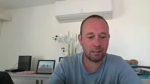 Snapshot of fredodu41 chatting on April 19, 2026, 2:05 pm fredodu41 online show from April 19, 2026, 2:05 pm