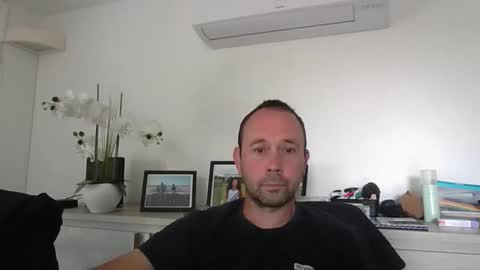 Snapshot of fredodu41 chatting on May 8, 2026, 2:44 pm fredodu41 online show from May 8, 2026, 2:44 pm