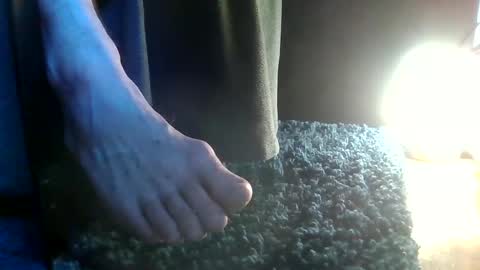 Snapshot of fredthetom12 chatting on October 17, 2025, 1:35 pm Greedy Fred online show from October 17, 2025, 1:35 pm