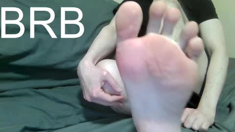 Snapshot of fredthetom12 chatting on October 27, 2025, 3:38 pm Greedy Fred online show from October 27, 2025, 3:38 pm