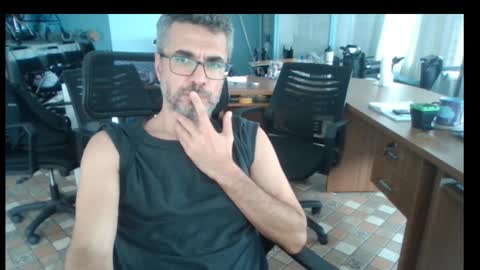 Snapshot of freebirdbruchus chatting on September 17, 2025, 11:12 am Freebirdbruchus online show from September 17, 2025, 11:12 am