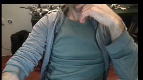 Snapshot of freebirdbruchus chatting on March 1, 2026, 8:44 pm Freebirdbruchus online show from March 1, 2026, 8:44 pm